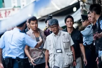 Crítica de "Port of Call"