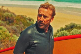 Crítica THE SURFER